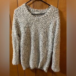 P.J. Salvage Women's Fuzzy Sweater Pullover Long Sleeve Top Size Medium EUC